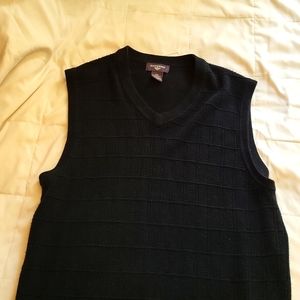 Men's Dockers textured pattern black sweater vest size medium